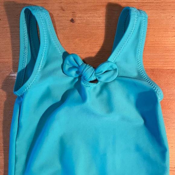 2 Old Navy Swimsuits - Picture 7 of 9